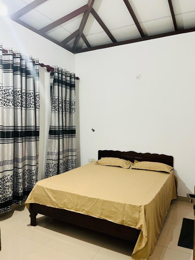 Апартаменты Tropical Vibes - Kathaluwa Ахангама Экстерьер фото